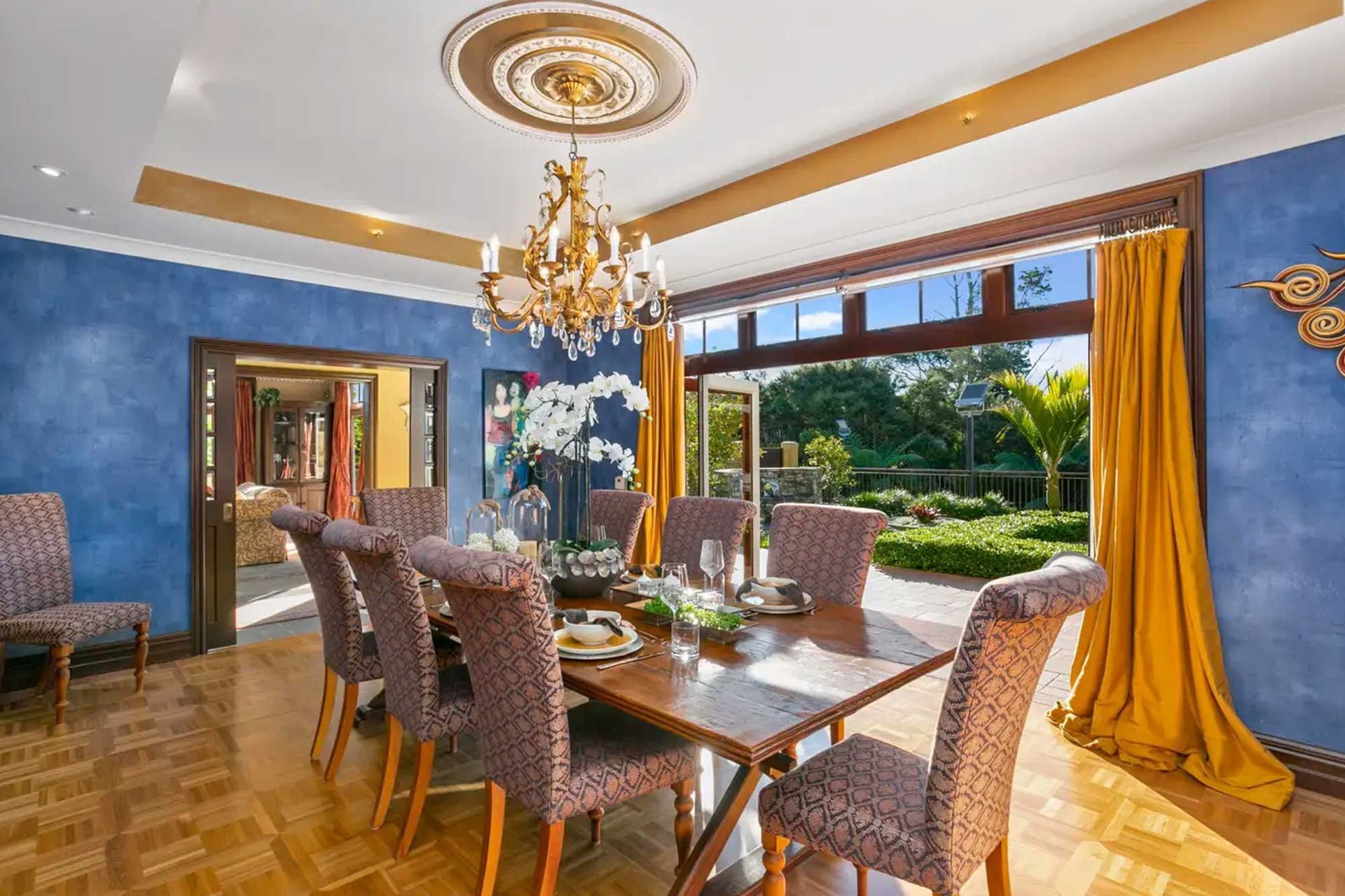 Huia Road, Titirangi