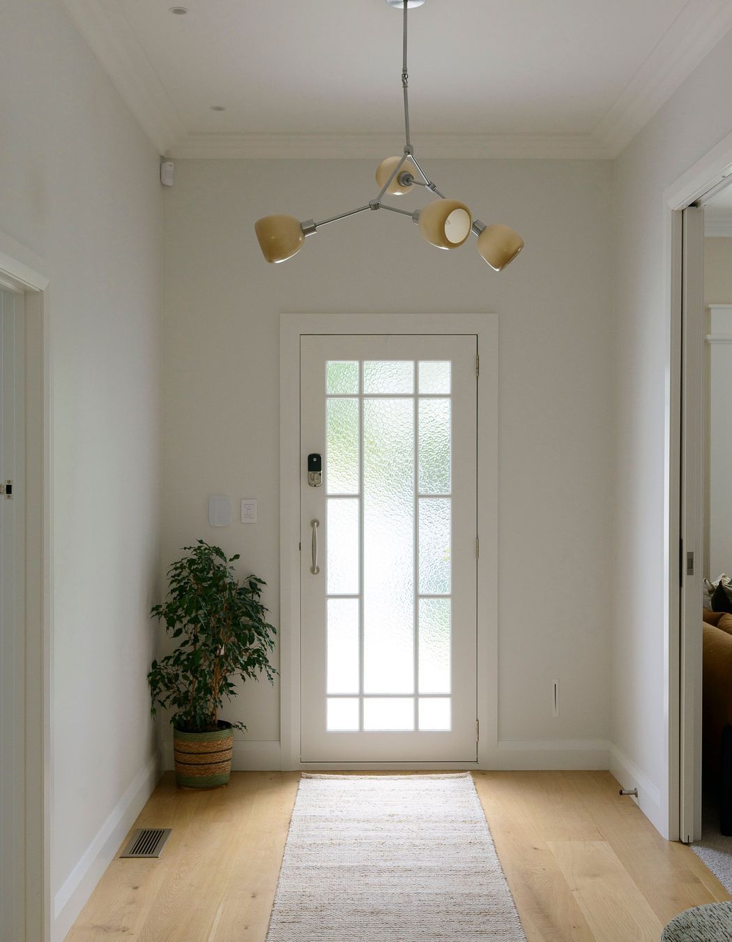 Hello-Saturday-New-Beginnings-Bungalow-Renovation-15-v2.jpg