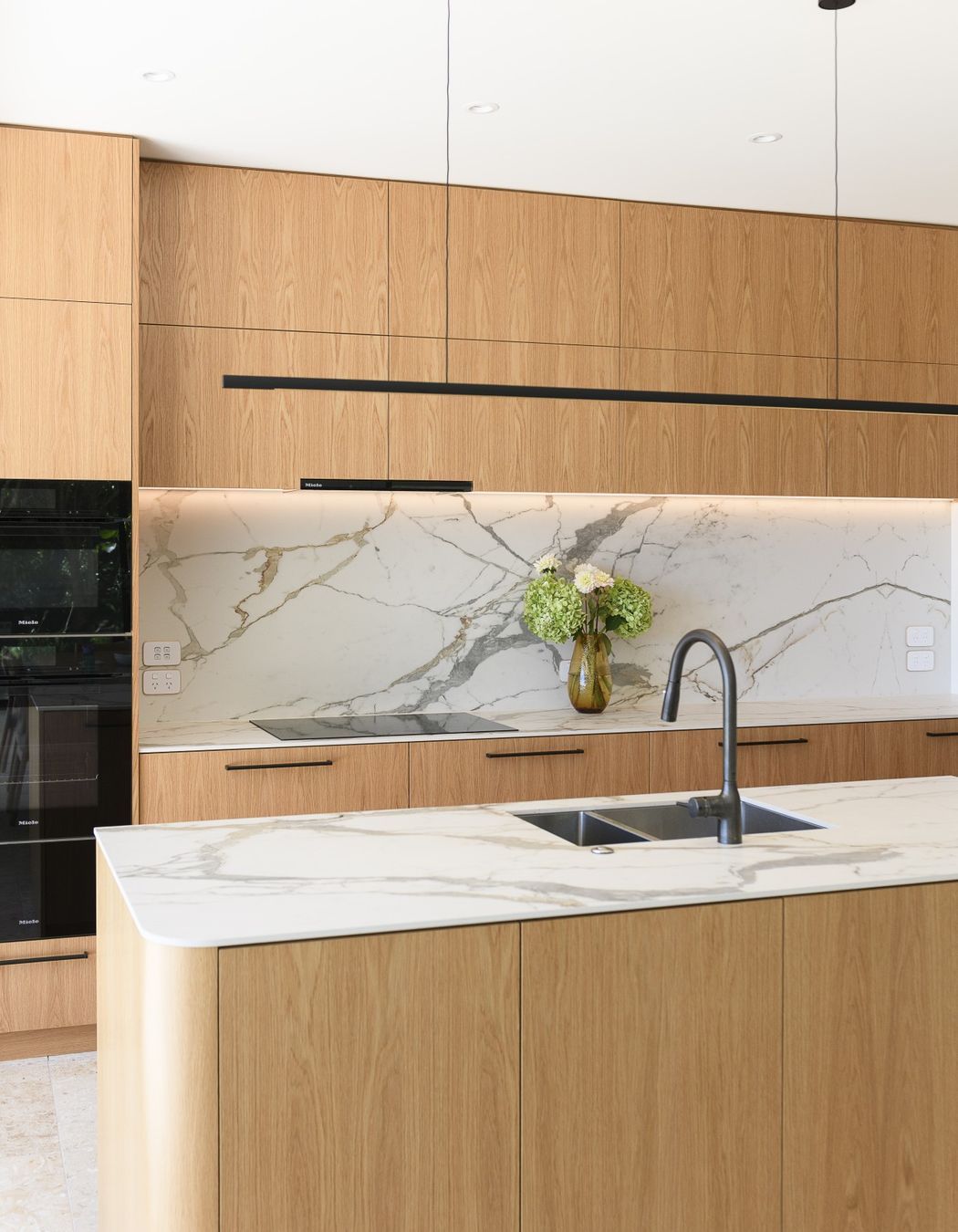 Hello-SaturdayOCEAN-VIEWAppartmentRenoKitchen-7.jpg