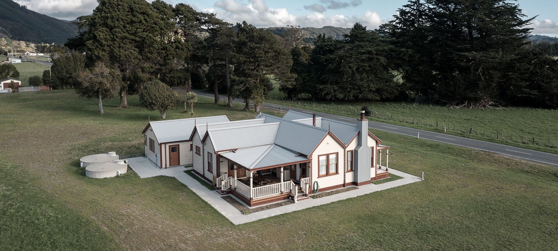 Whitemans Valley - Heritage Home Restoration banner