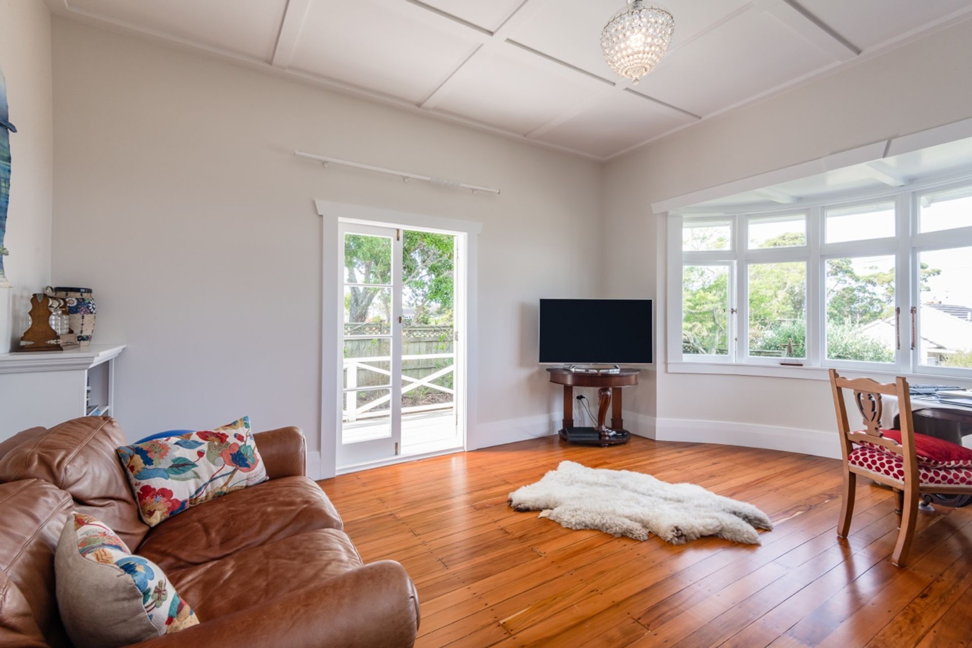 Narrow Neck - Alterations & Verandah Upgrade