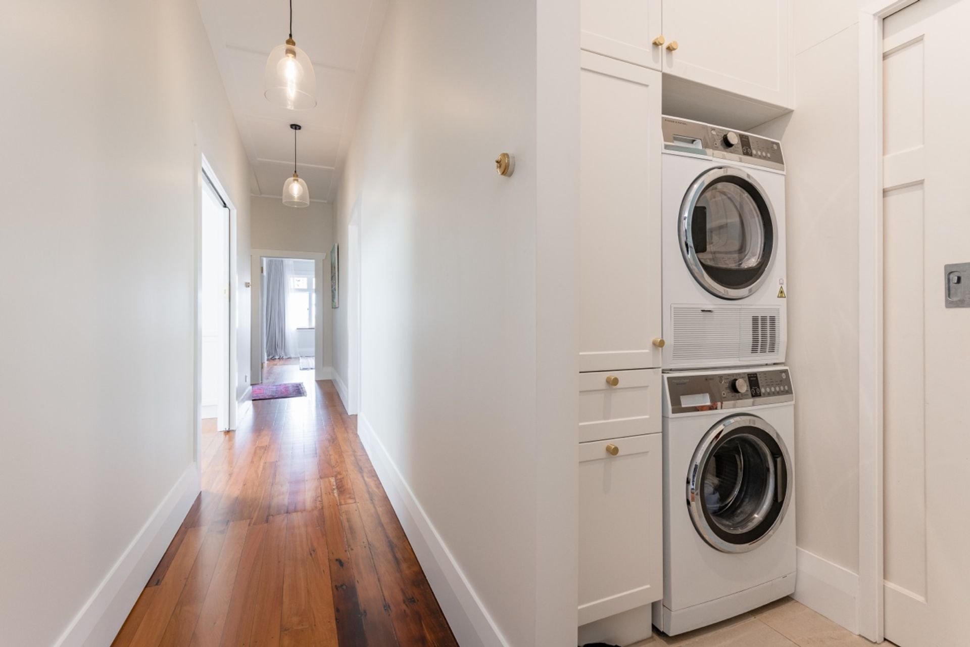 Narrow Neck - Alterations & Verandah Upgrade