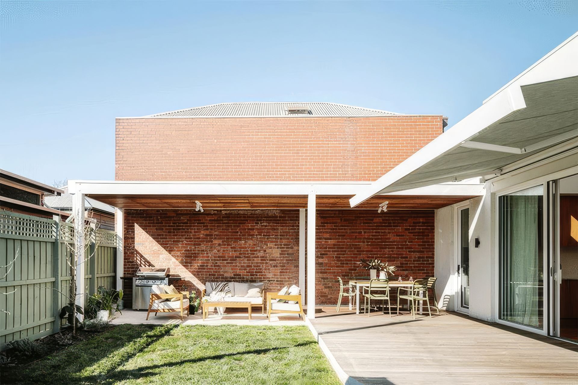 Highlight-House-for-ShadeFactorlow-res-025-26-800-upscaled-by-Replicate.jpg