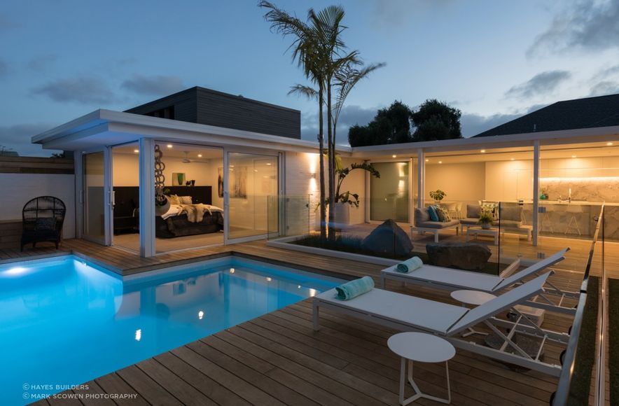 Hollywood House
