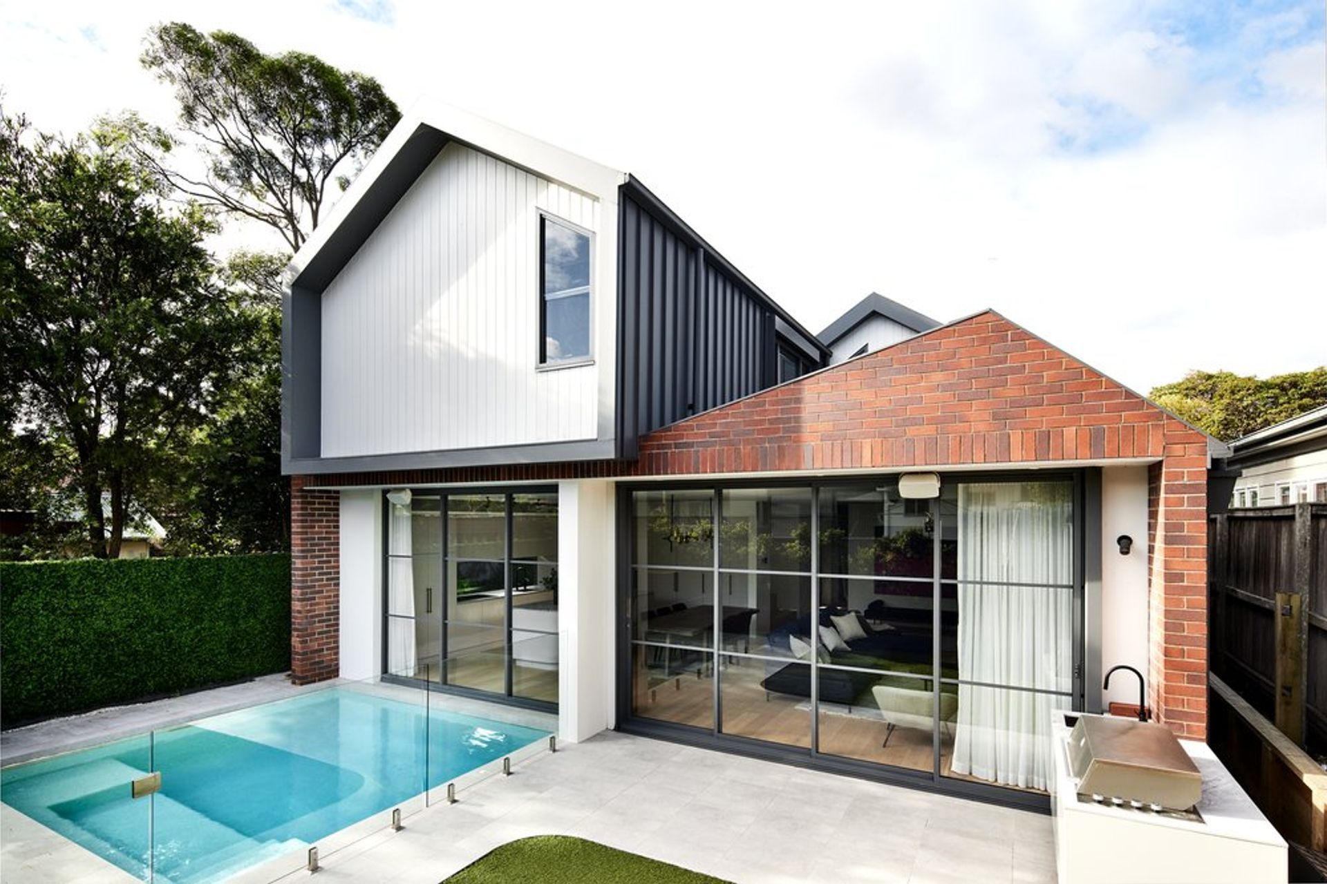 HOUSE.2046.HR