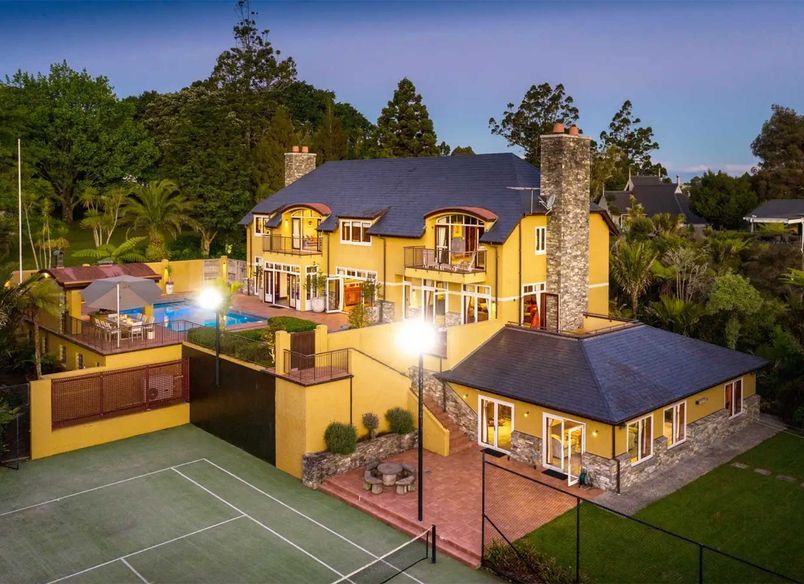 Huia Road, Titirangi