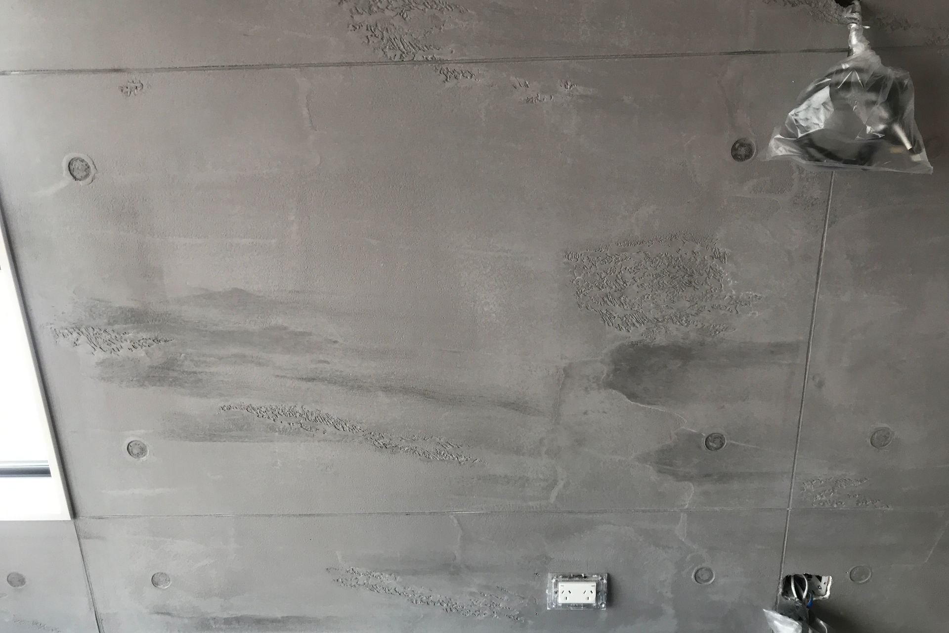 Feature wall, Industrial tile look - Venetian plaster