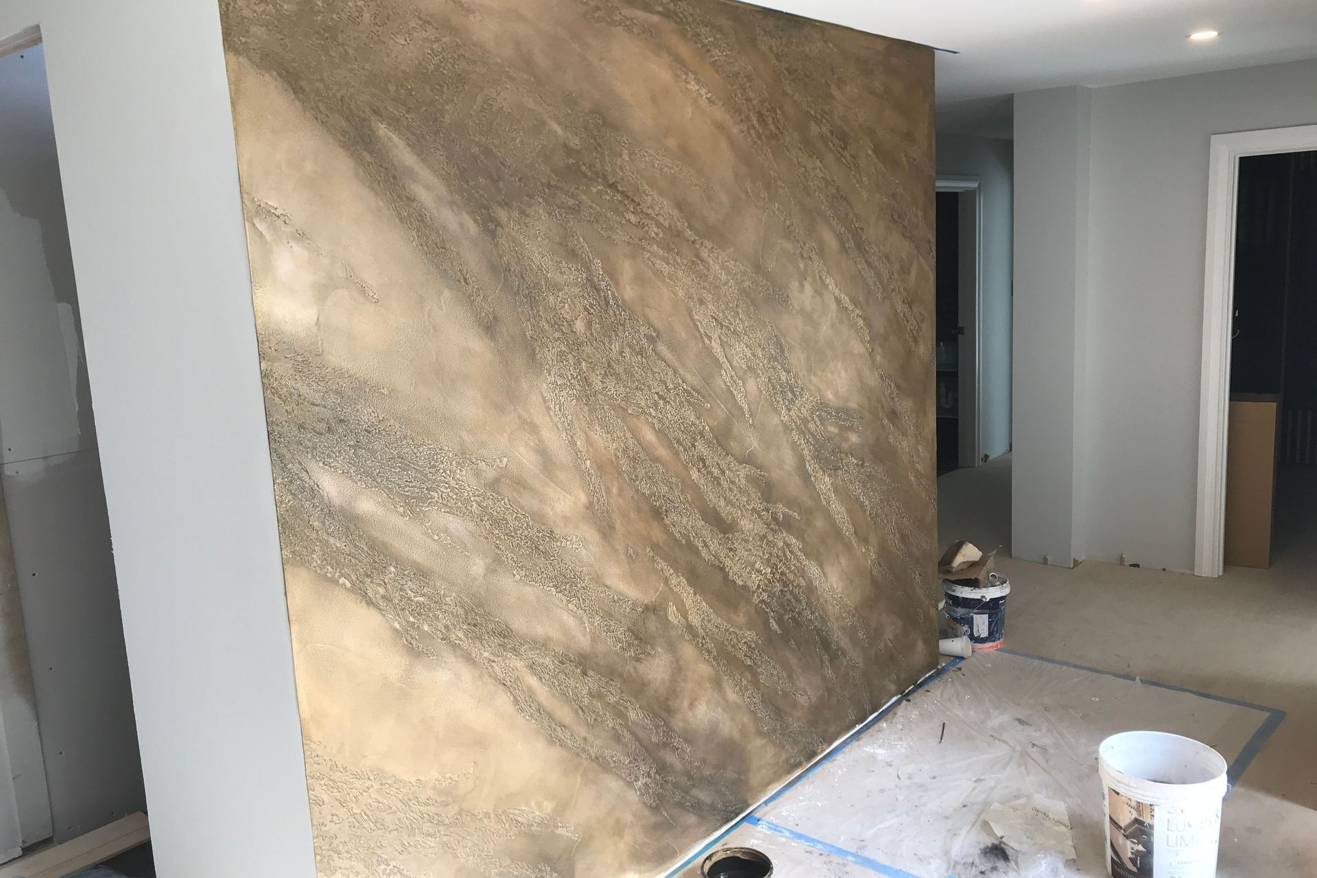 Feature wall, Golden split stone - Venetian plaster