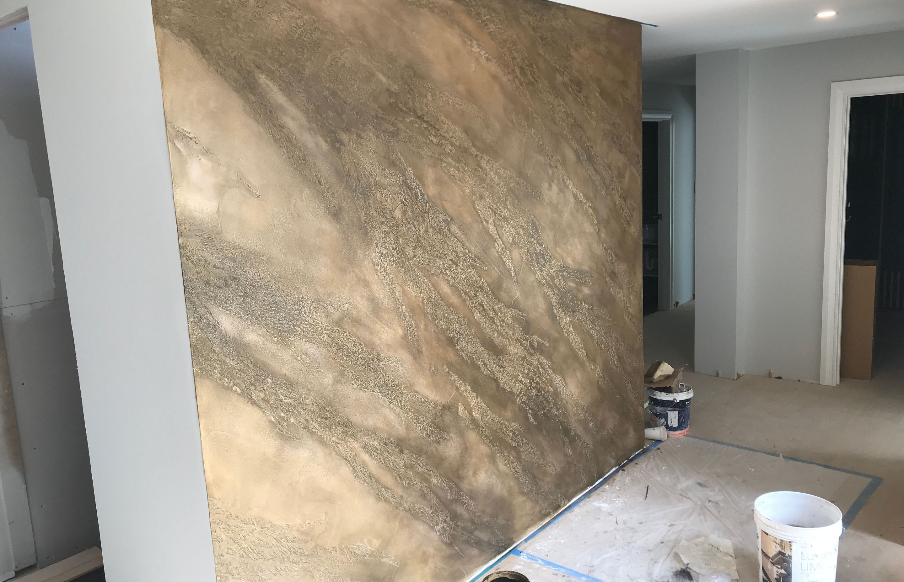 Feature wall, Golden split stone - Venetian plaster