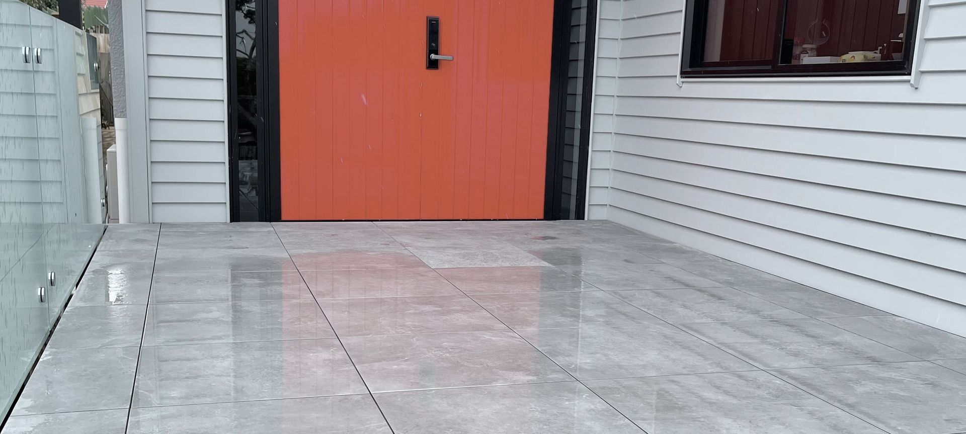 Red Door banner