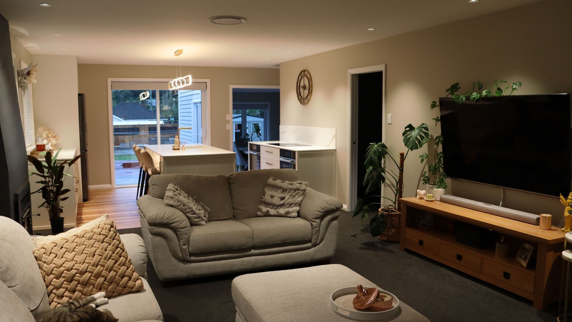 Modern Family Hub banner
