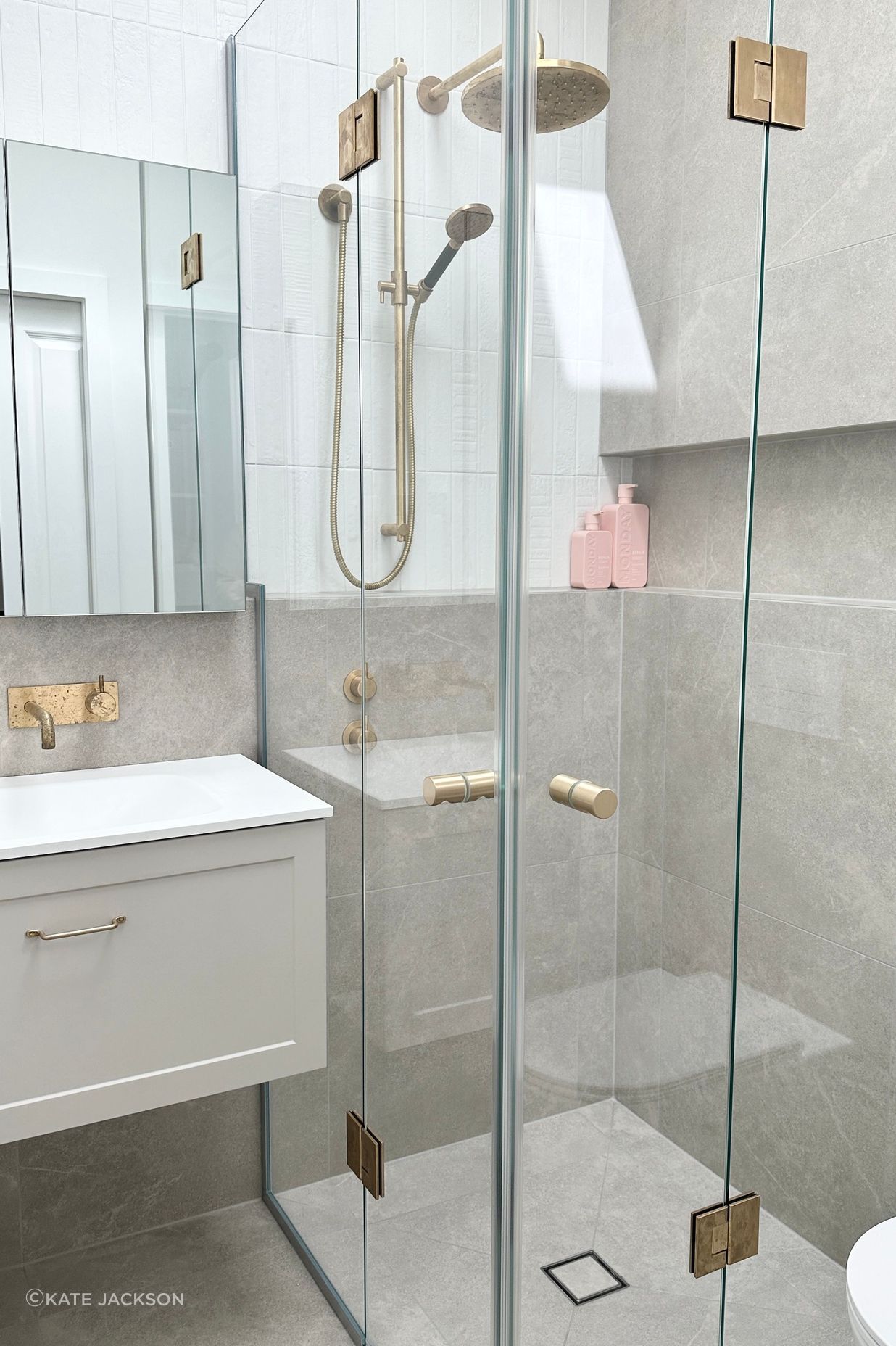 Ensuite