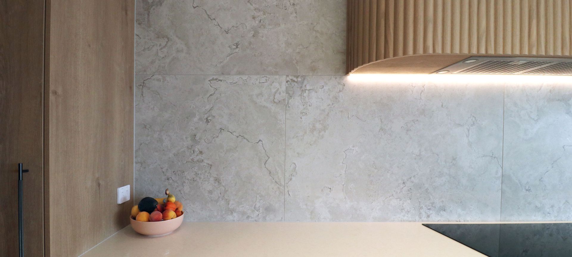 Light-Filled Family Kitchen: Timeless Elegance & Functionality banner