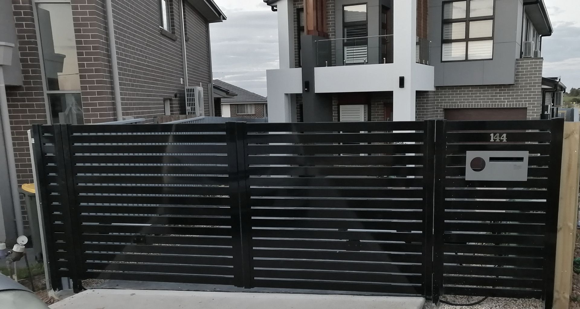 Metal Fence Projects banner