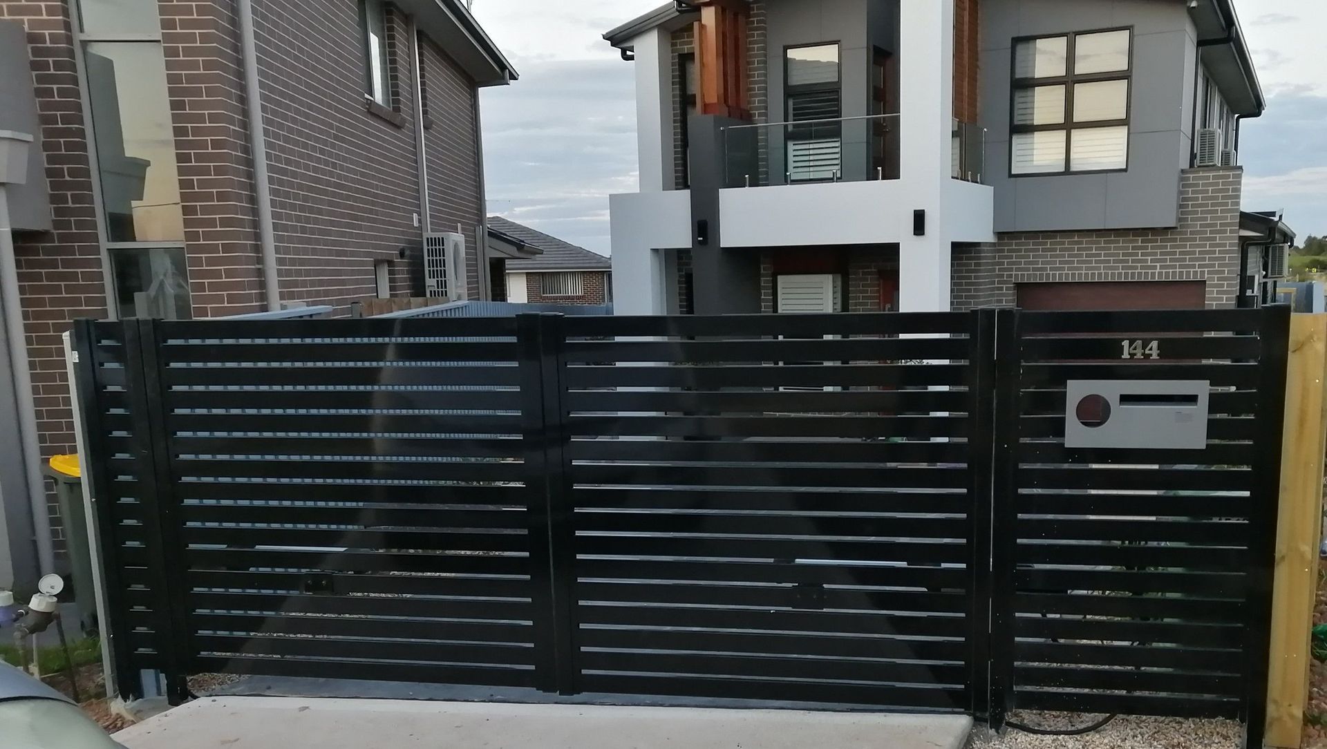 Metal Fence Projects banner
