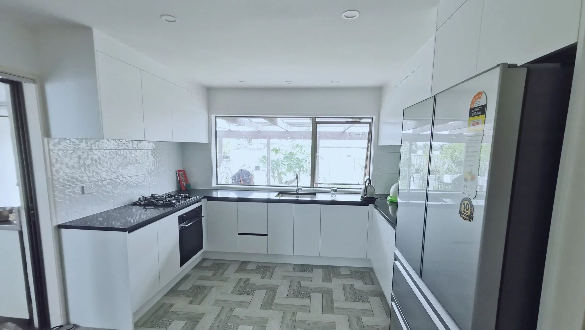 Creating Bond’s Contemporary Kitchen banner