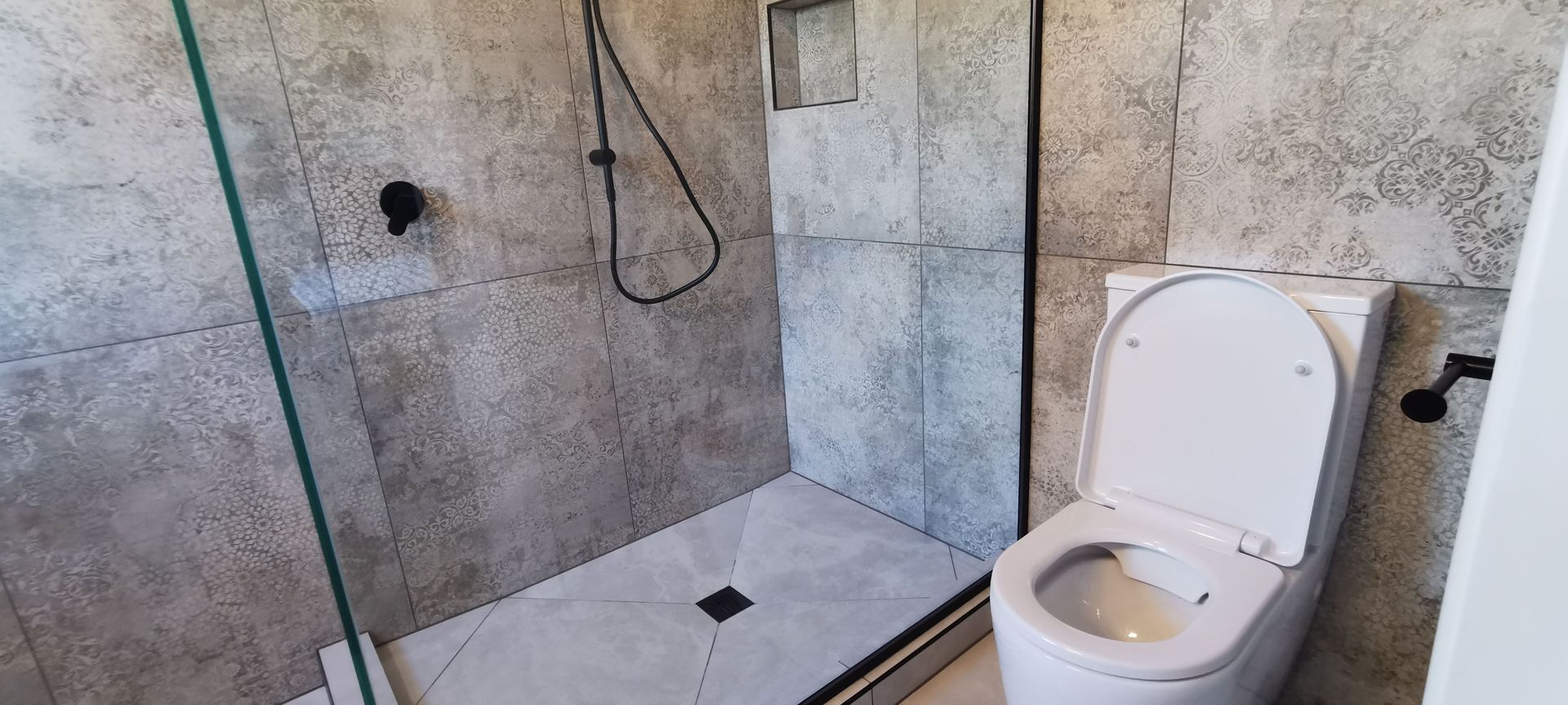 Timeless Elegance – St Heliers Ensuite Renovation banner