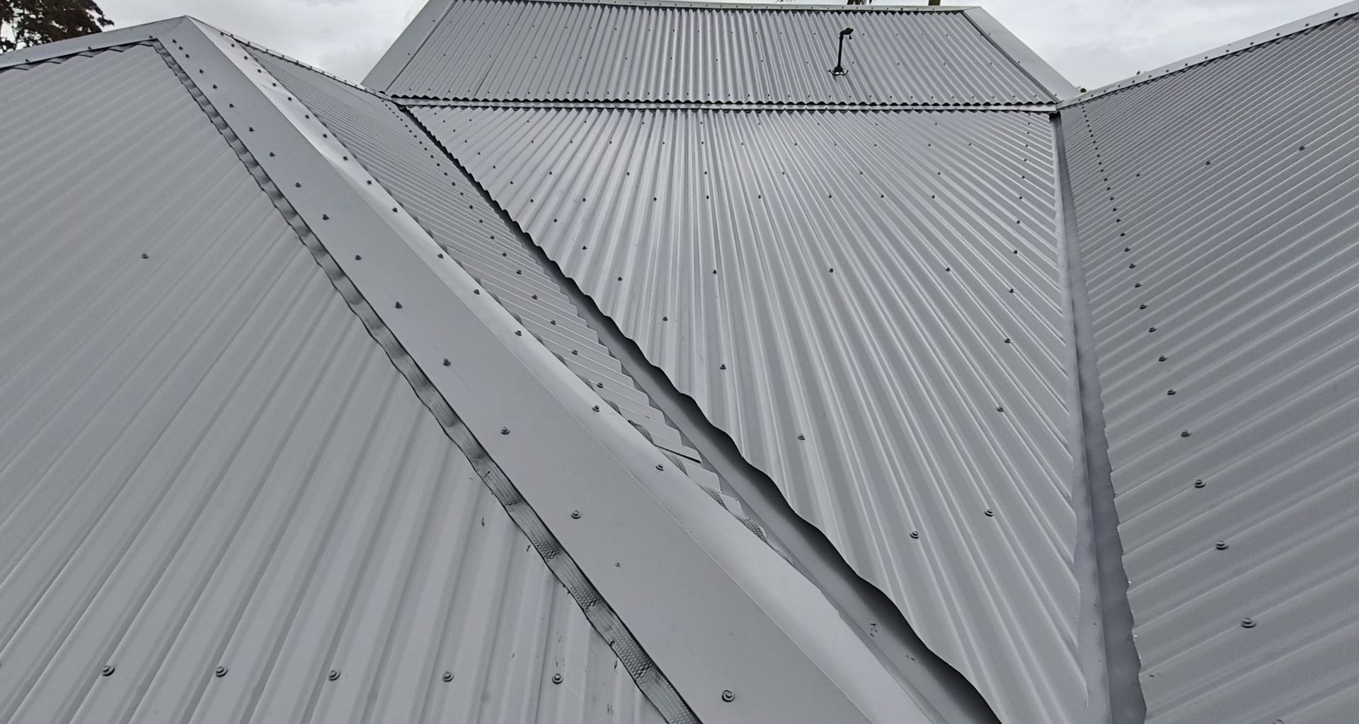 Whangarei Villa Re-roof banner