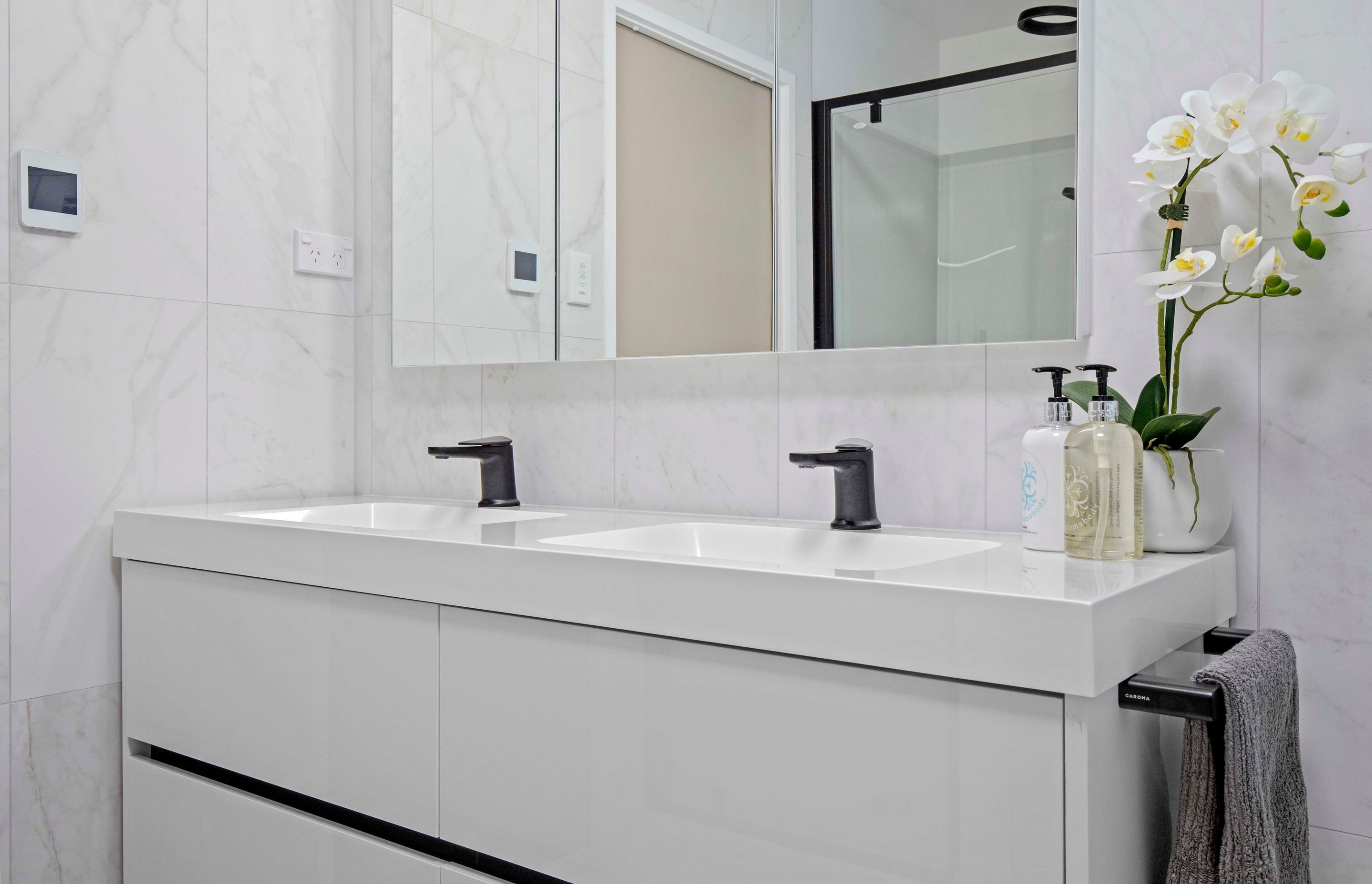 Transforming an Outdated Bathroom into a Stylish Haven in Waiuku, Auckland