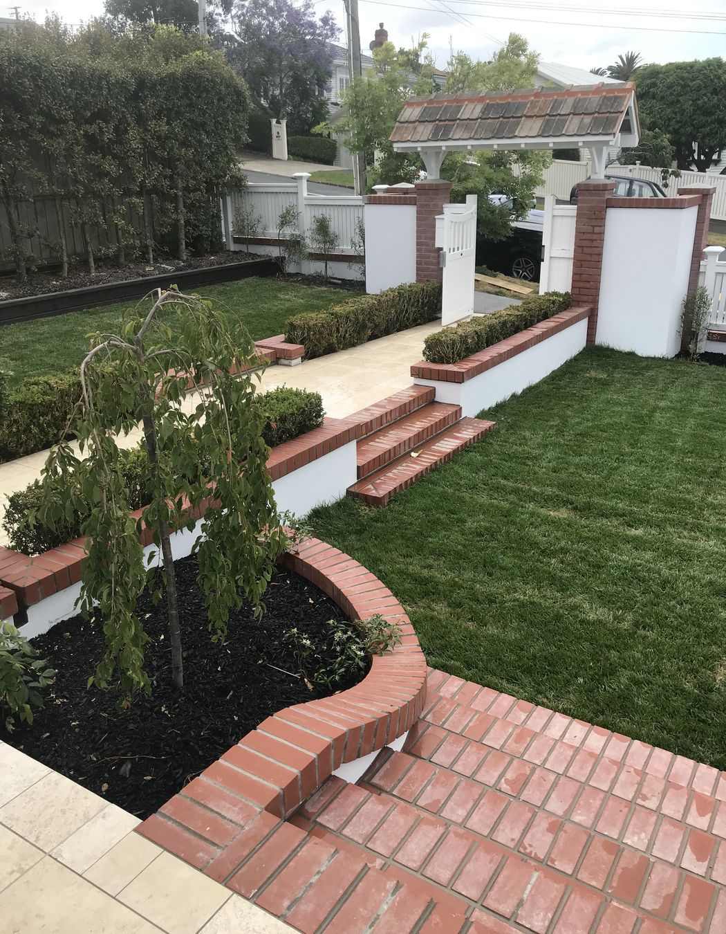 English Rose, Remuera