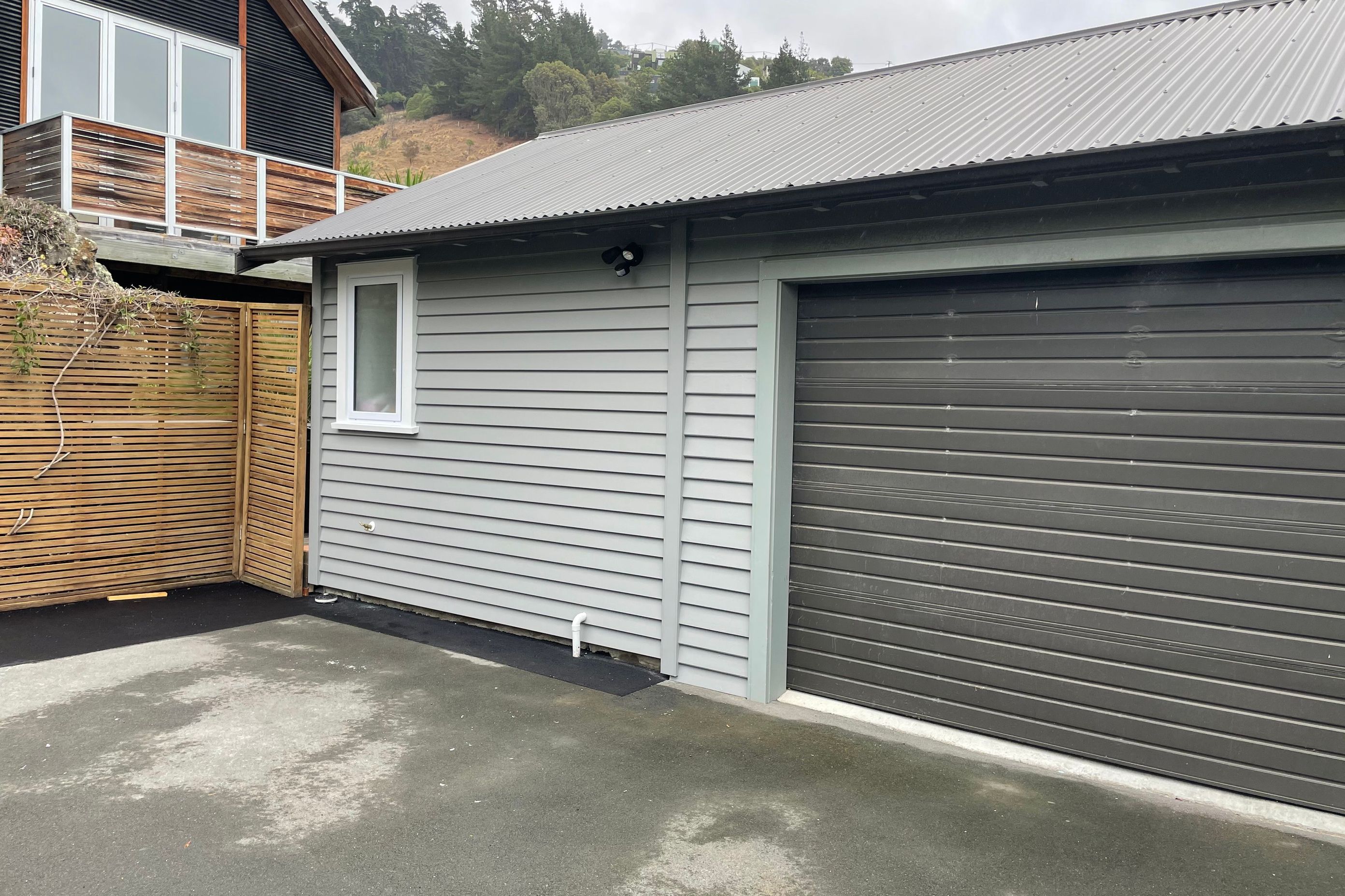 Timber weatherboards to match existing.