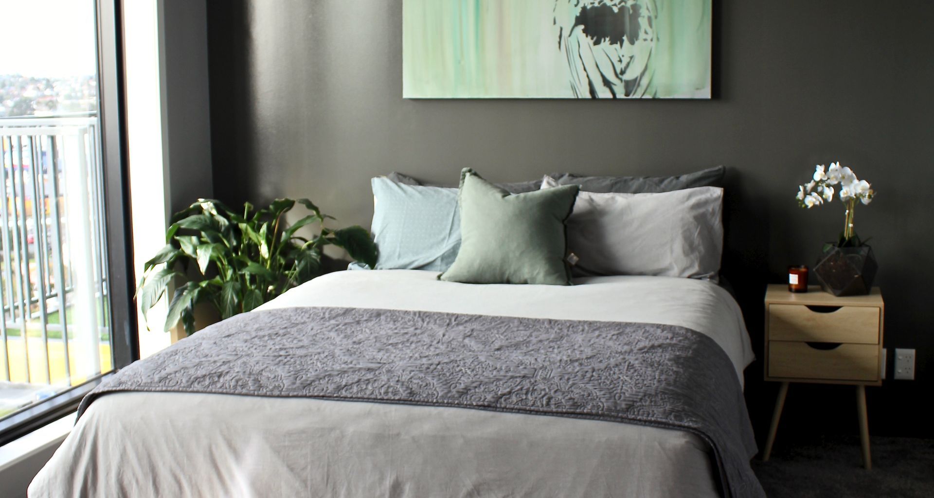 New Lynn Apartment banner
