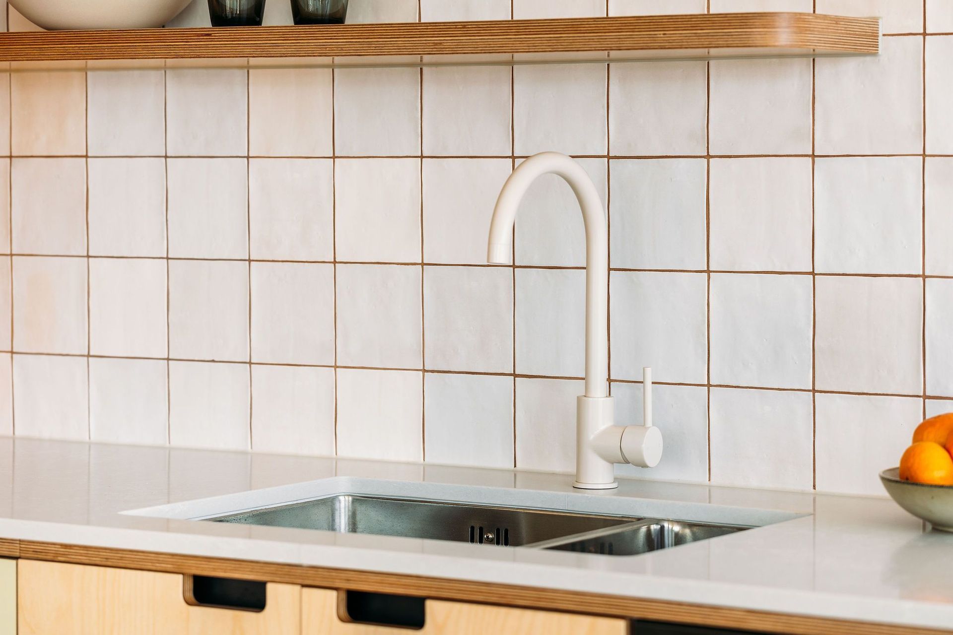 It's all in the details - radius shelf edge.