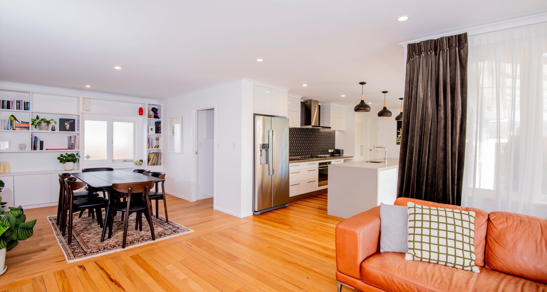 Charming Bungalow Renovation, Glen Eden, Auckland banner
