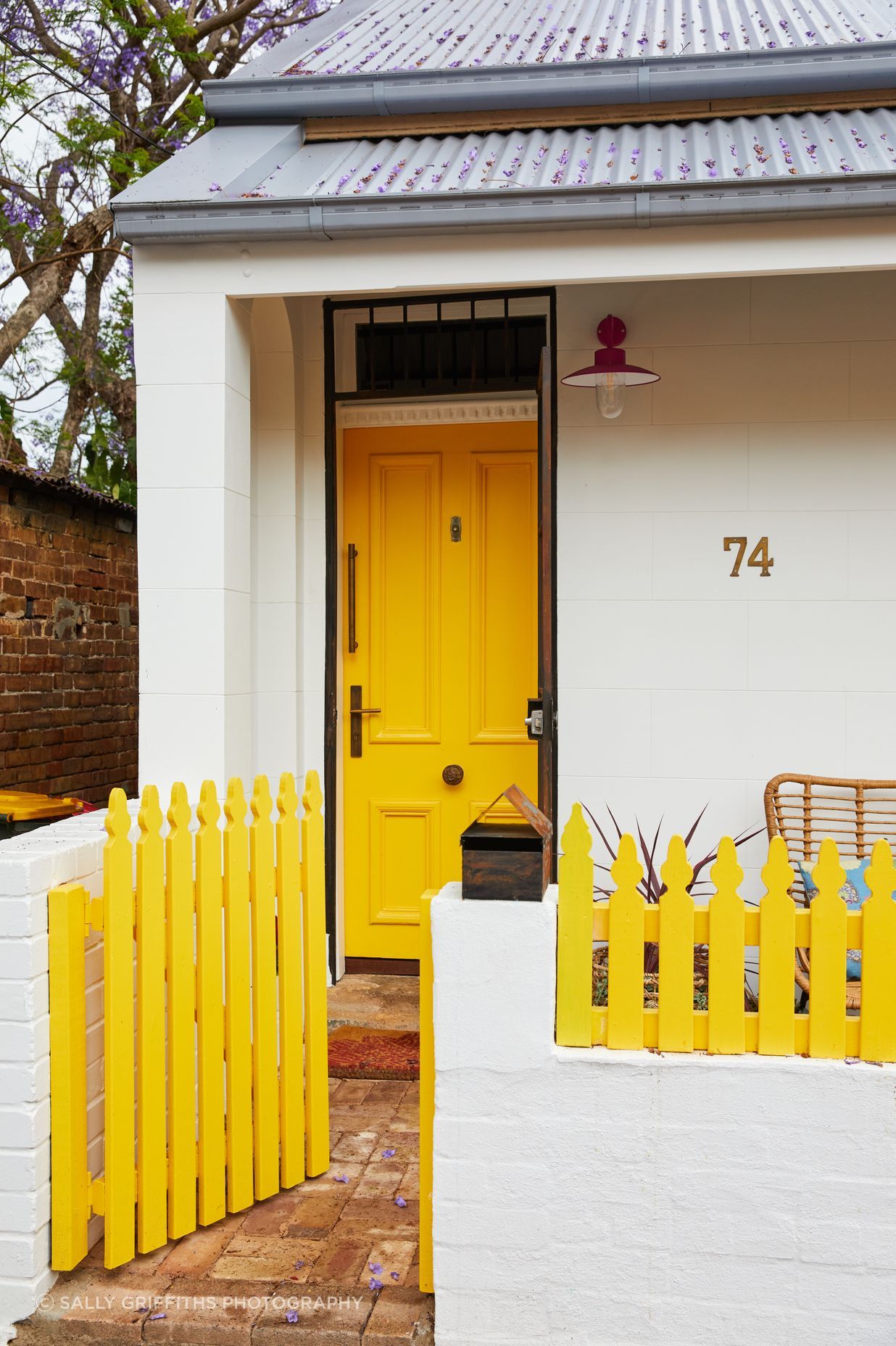 ImpossibleHouse0399-v2.jpg