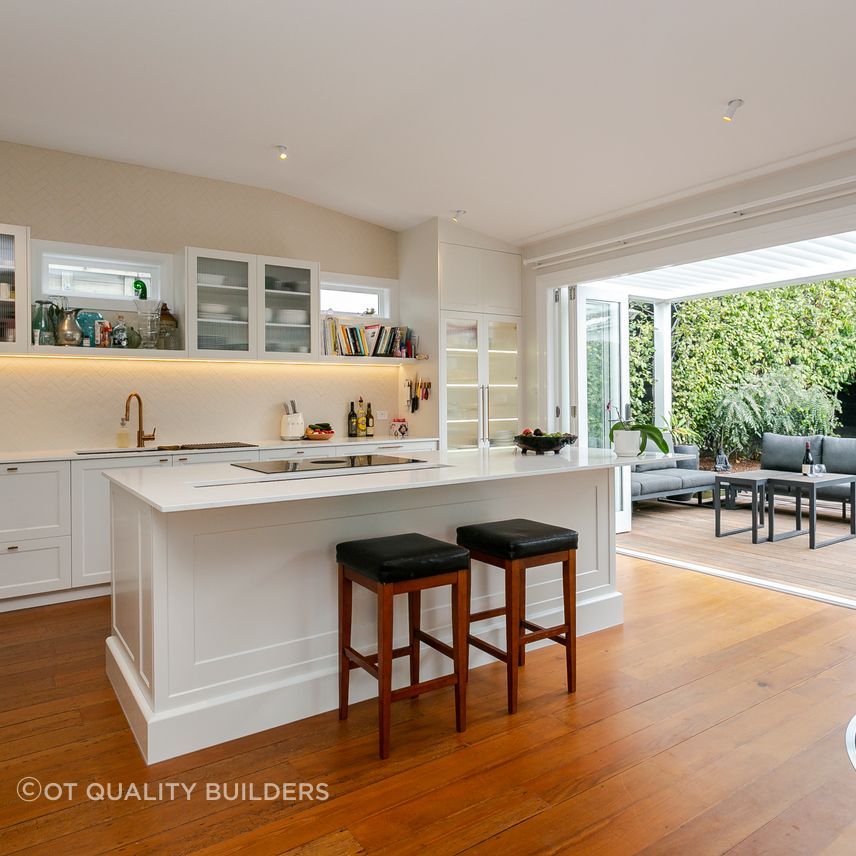 Indoor-Outdoor-Flow-Villa-Renovations-Build-Freemans-Bay.jpg