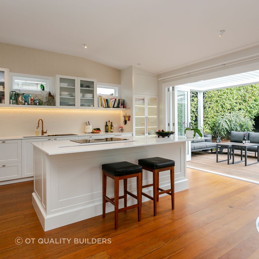 Indoor-Outdoor-Flow-Villa-Renovations-Build-Freemans-Bay.jpg