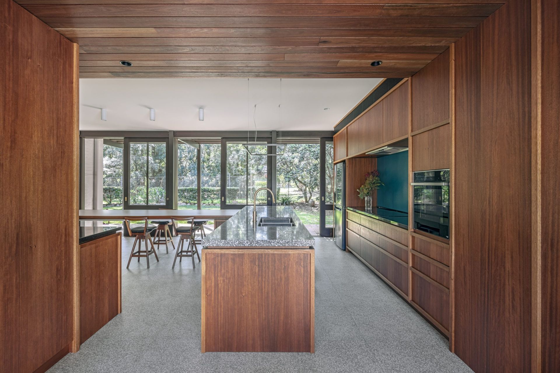 Greenway Pde, Pymble