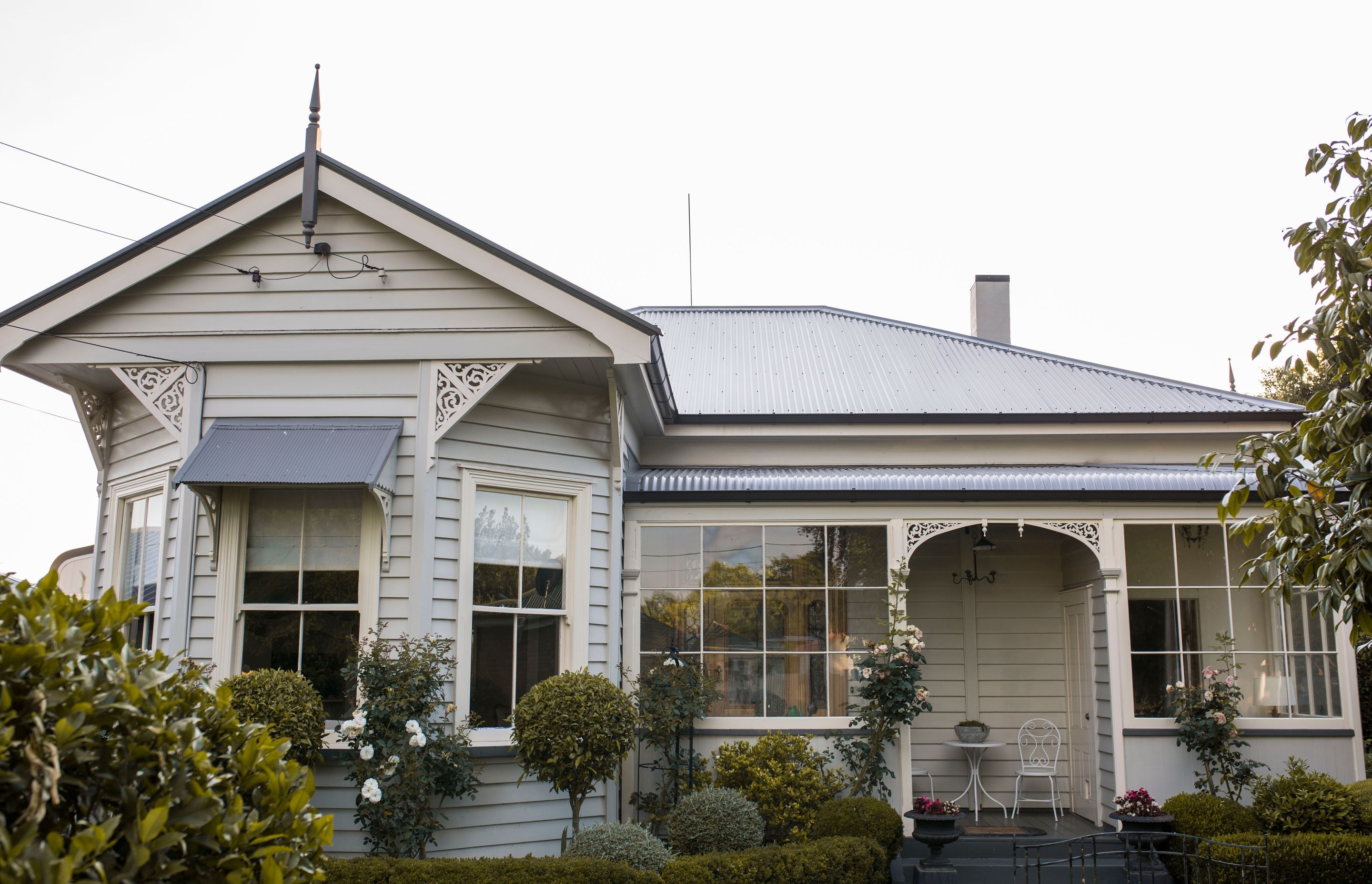 Villa Re-Roof, Hamilton