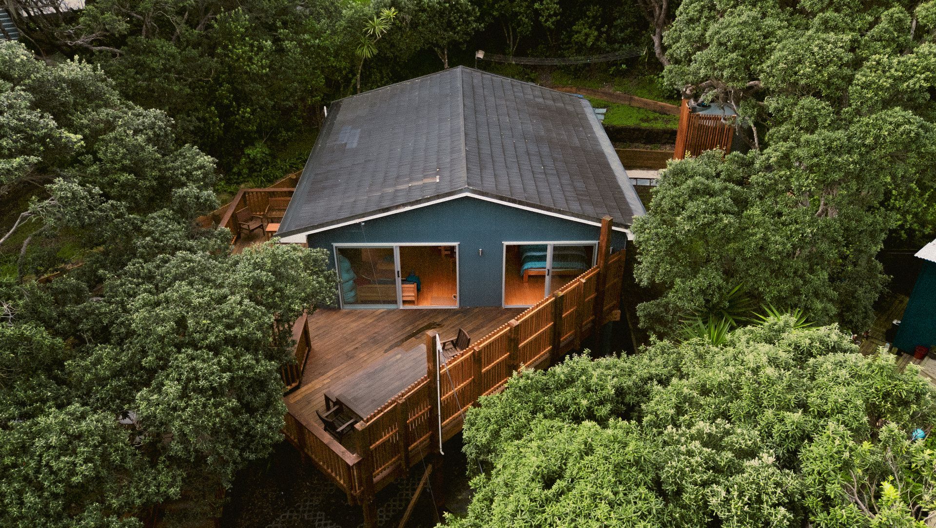 North Piha Road banner