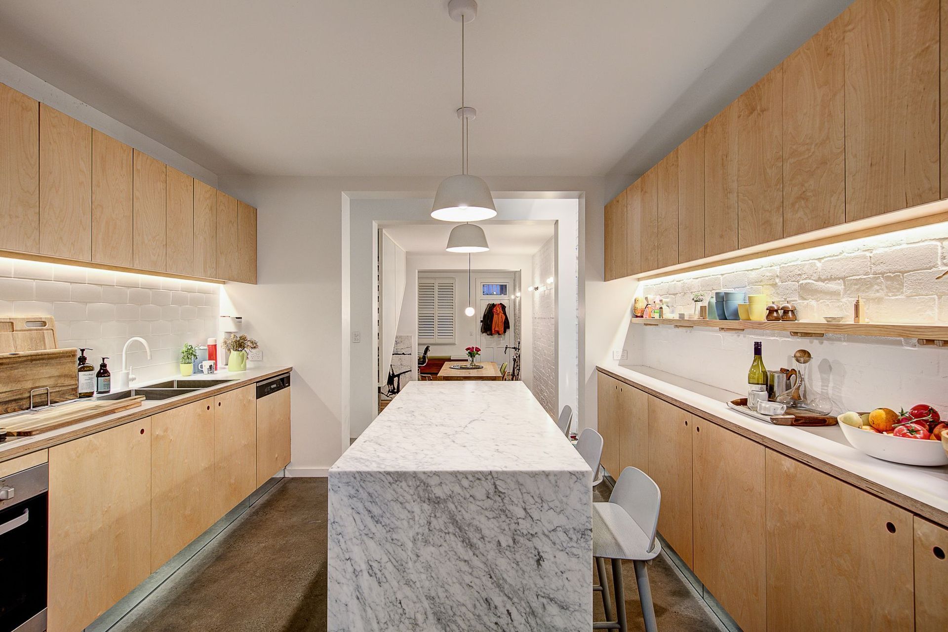 48 Douglas St, Redfern