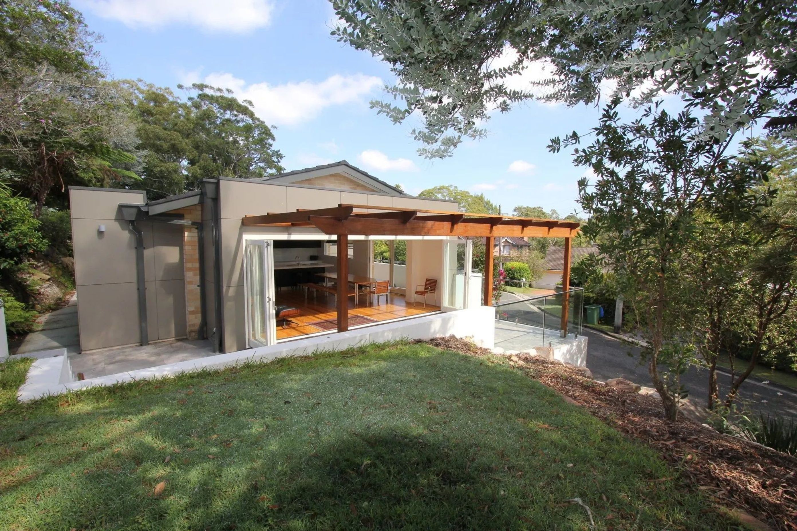 KILLARA, Clopton Dr