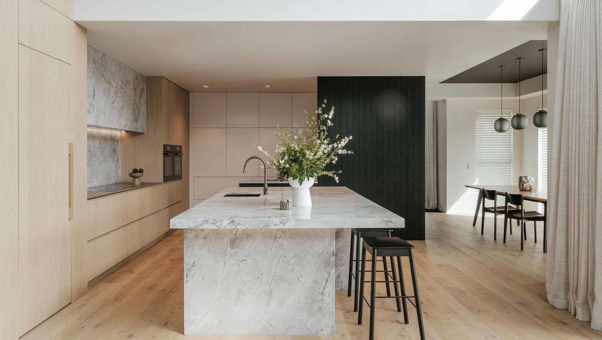 River Road House banner