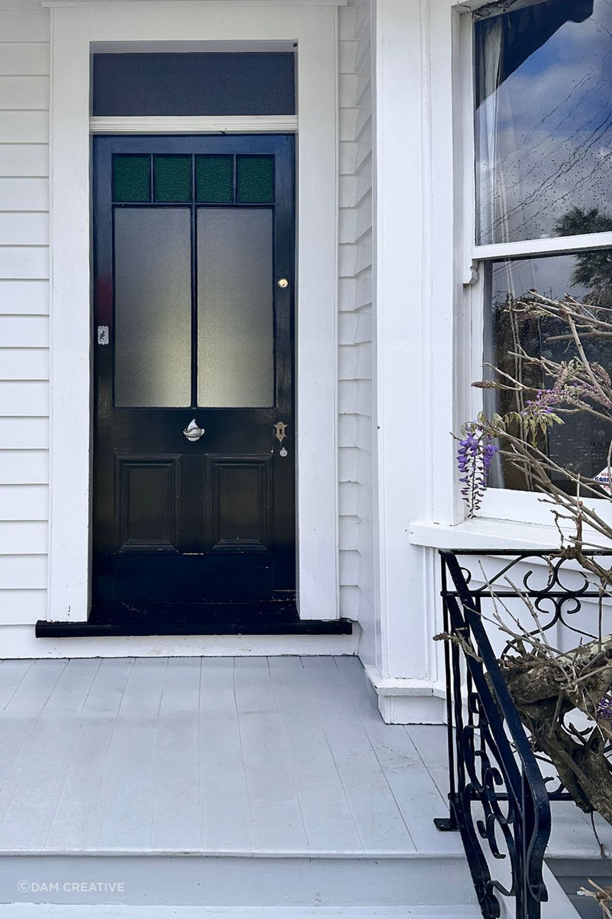 Kingsley-Highlights00011-Front-entrance.jpg