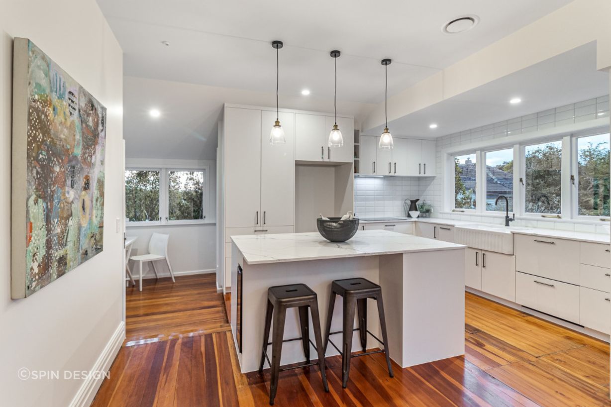 Kitchen2-v9.jpg