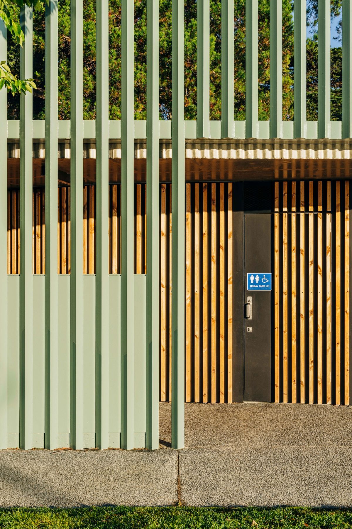 LONG-BEACH-AMENITIES08.jpg