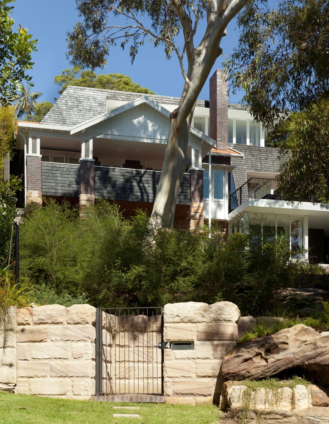 Skirt + Rock House