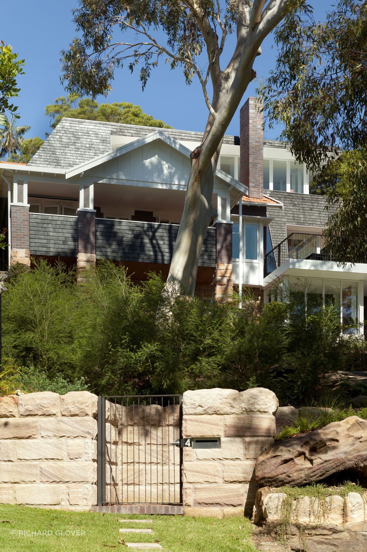 Skirt + Rock House