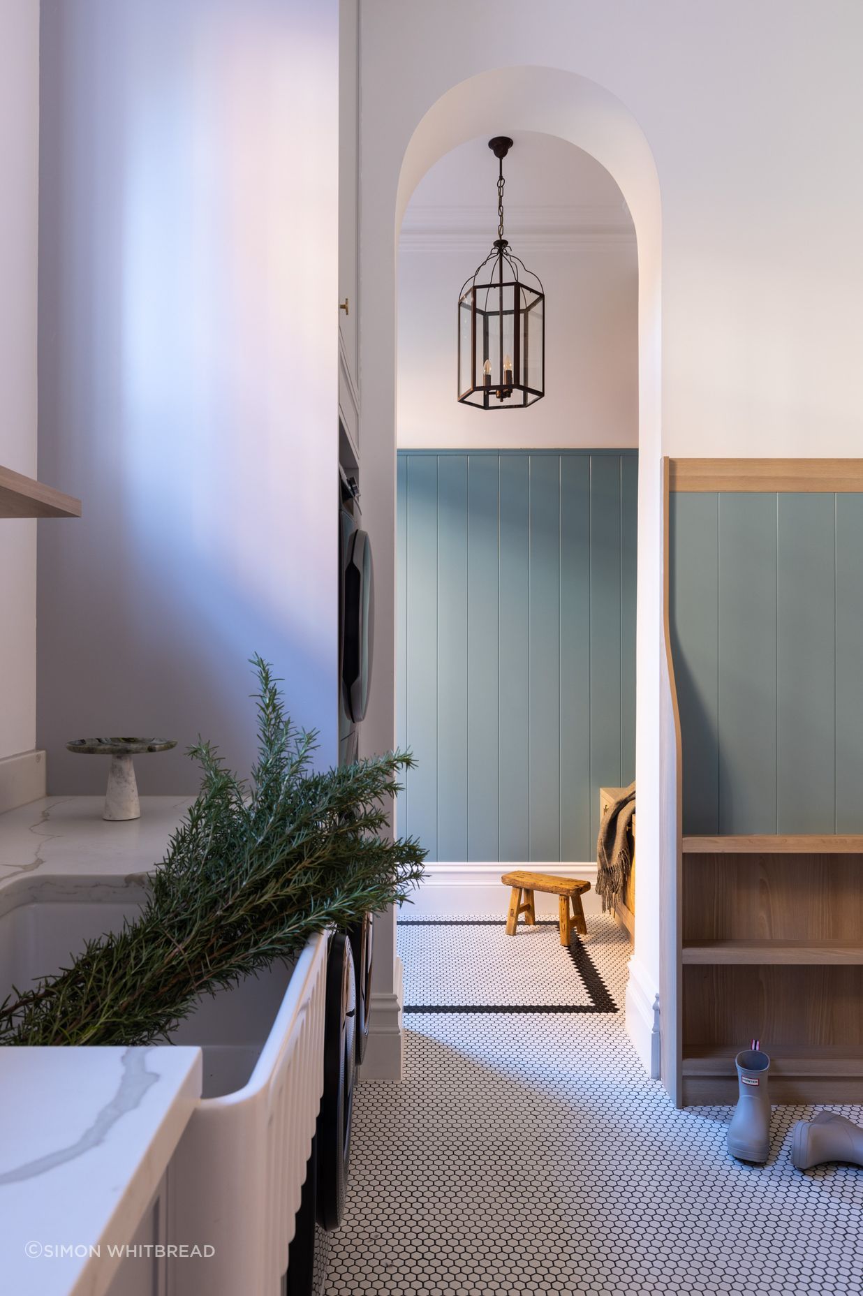 Laundry-Mudroom-Arch-Mosman-01.jpg