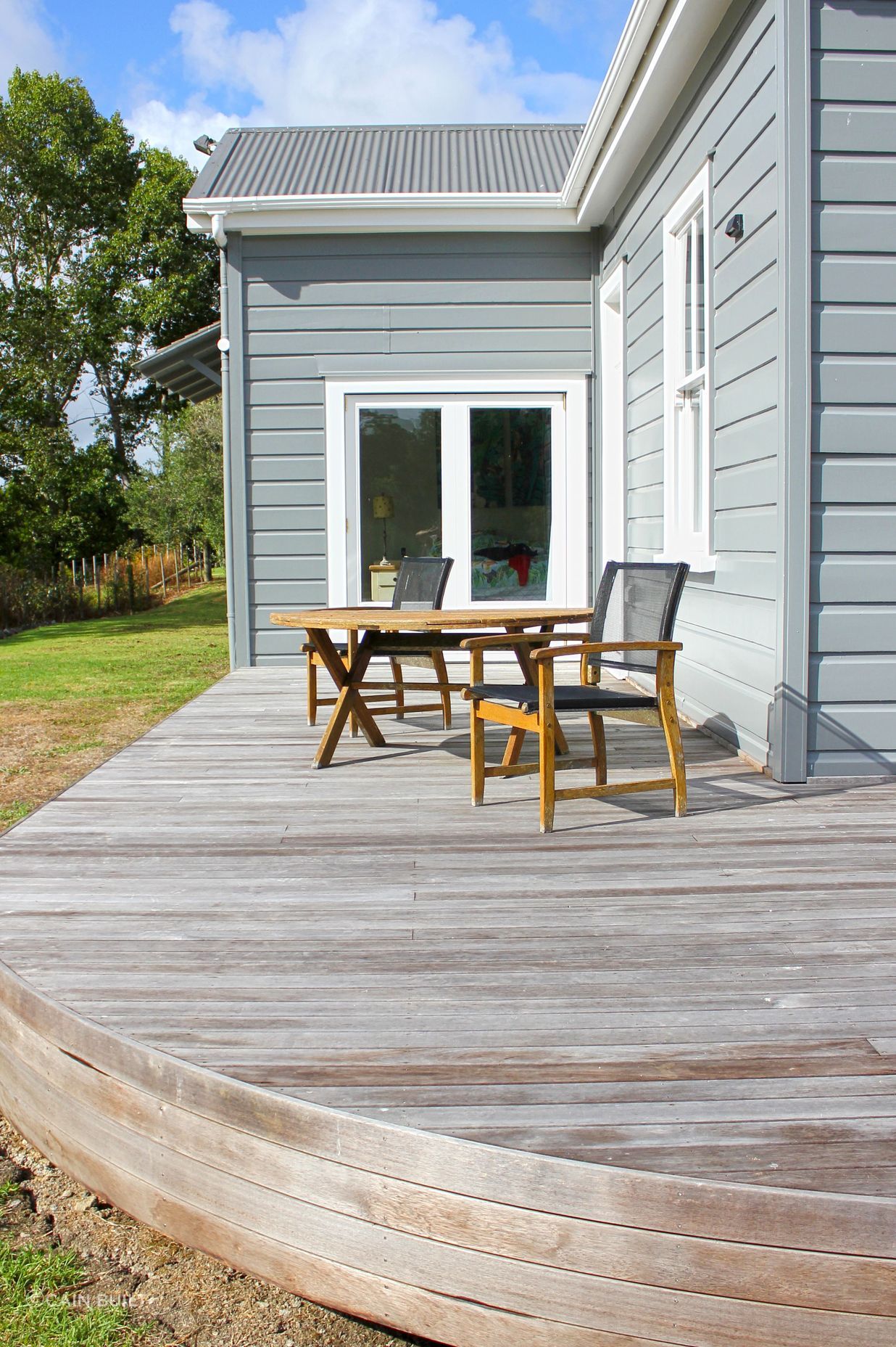 Cain Built - Coatesville Bungalow renovation- landscaping, cured feature deck