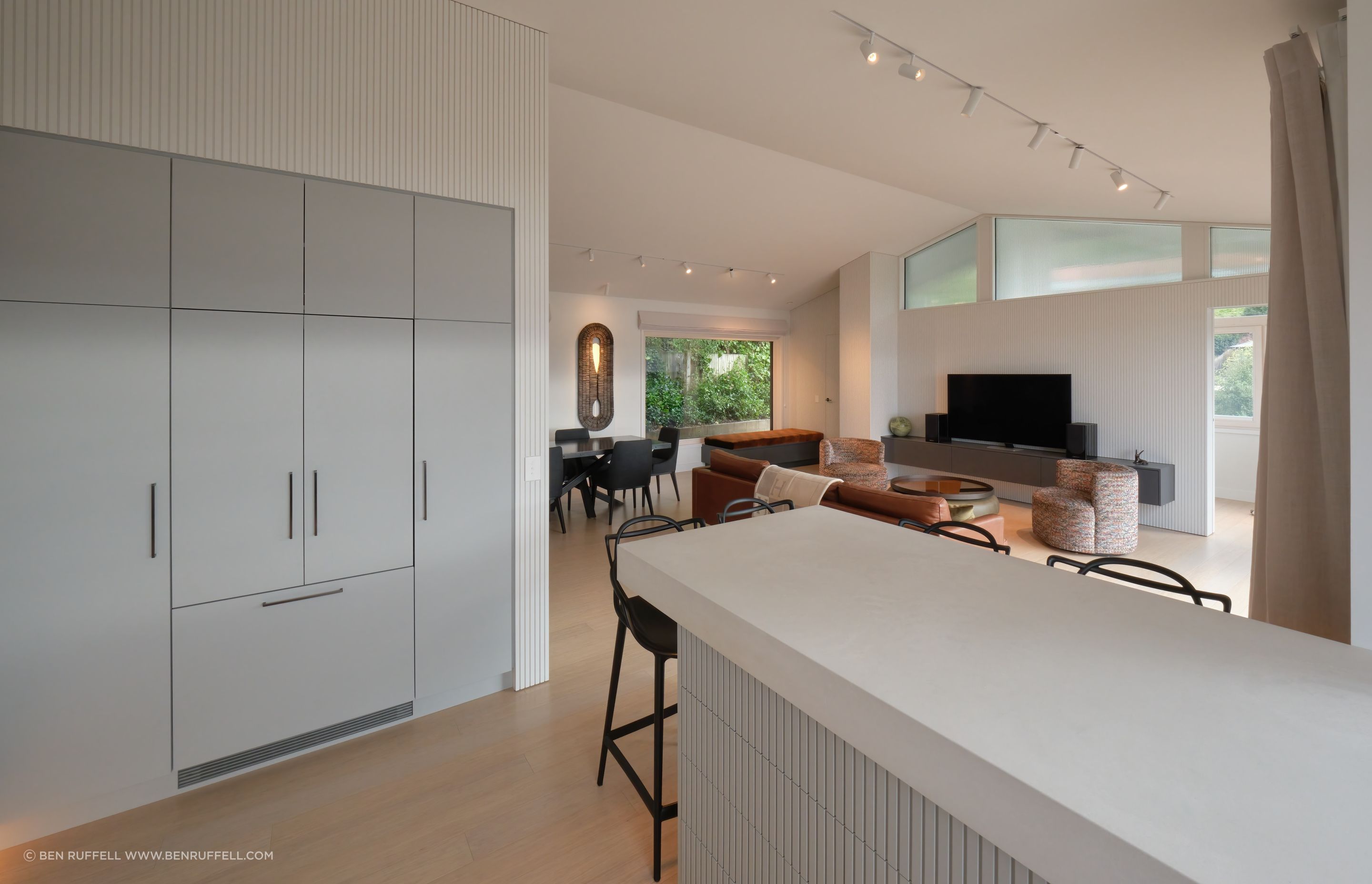Loch-View-Queenstown-kitchen-living-open-plan.jpg