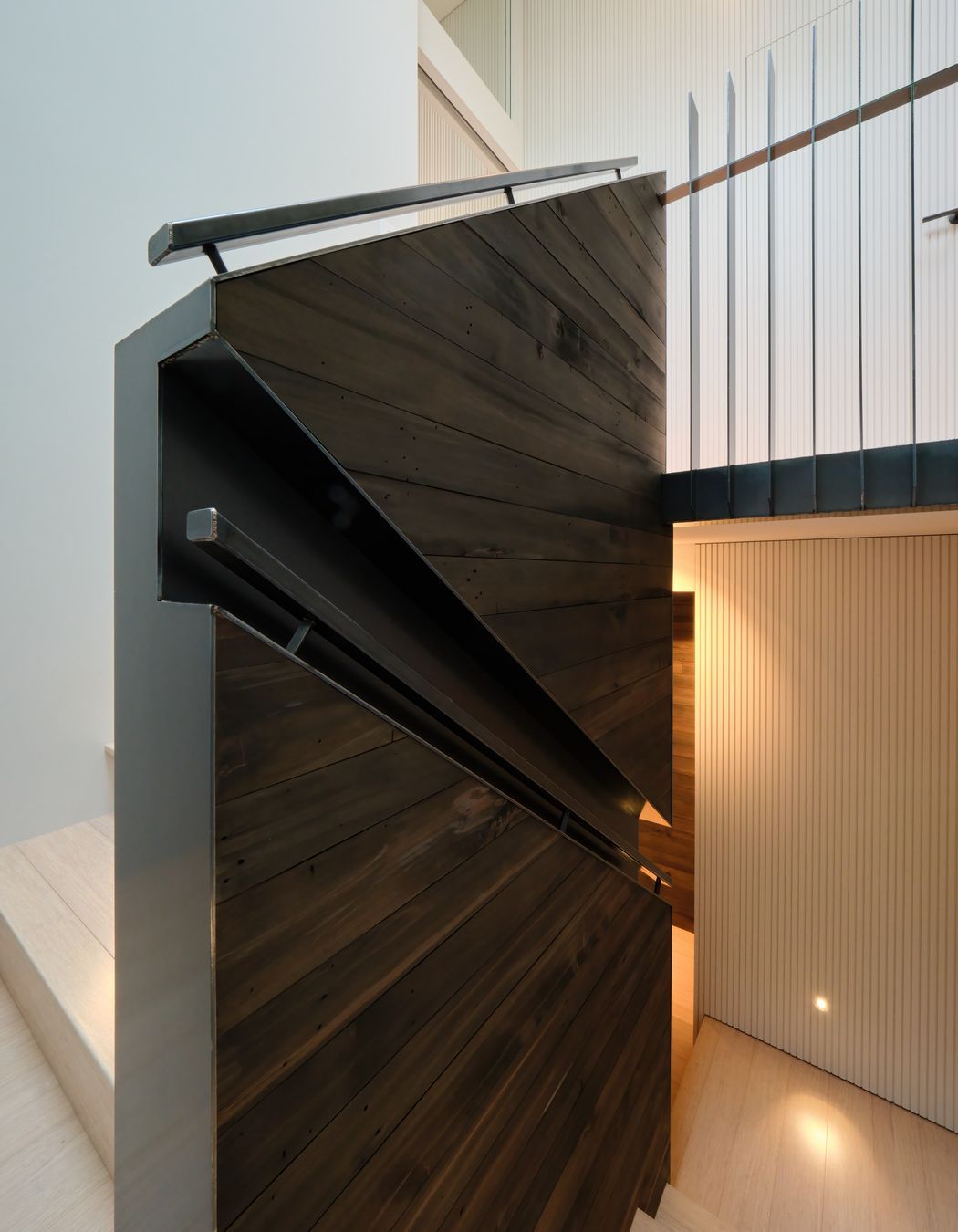 Loch-View-Queenstown-stair.jpg
