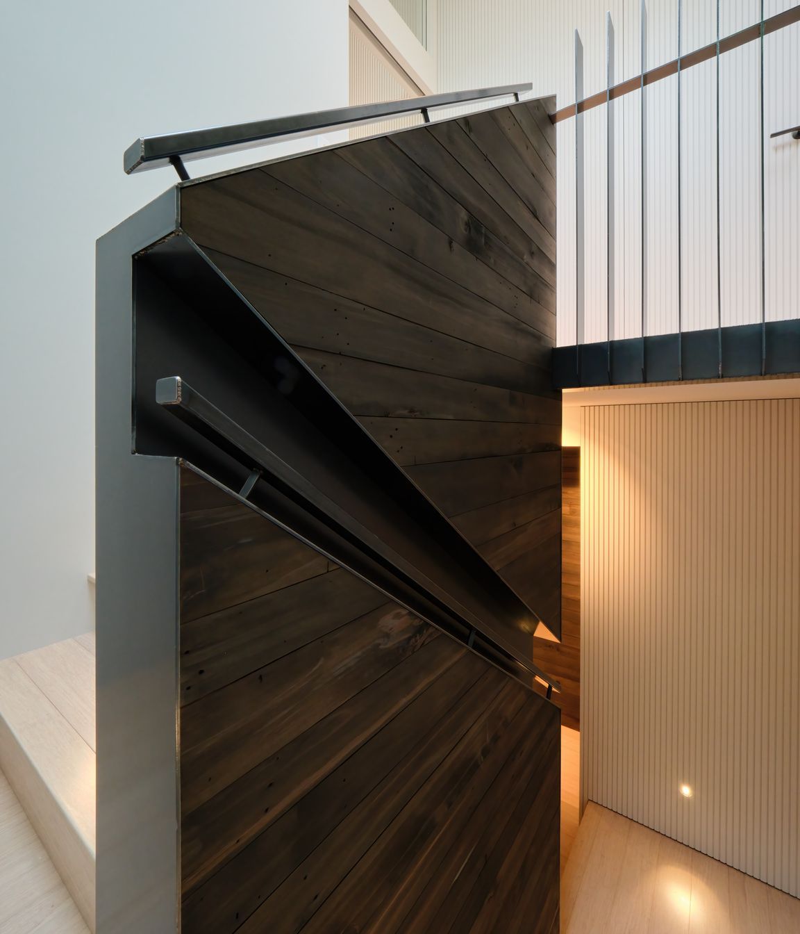 Loch-View-Queenstown-stair.jpg