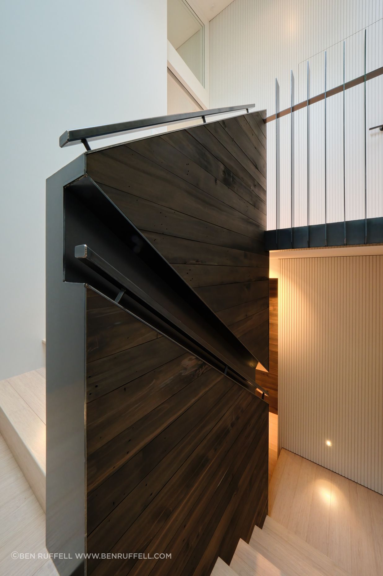 Loch-View-Queenstown-stair.jpg