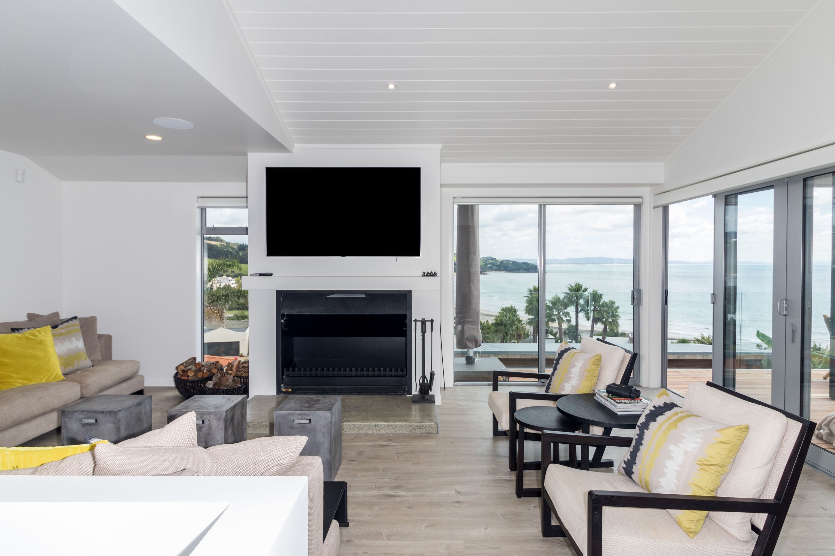 Lounge-v7.jpg