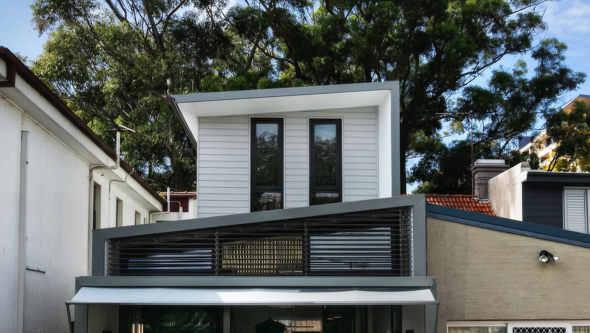 REDFERN, Kepos St banner